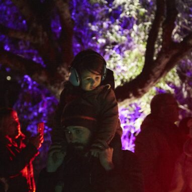 Fire-on-the-Water-2021_Relaxed-Night_1716-scaled Relaxed night viewing of the Fire on the Water experience