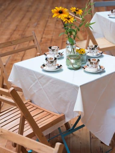 Vintage tea cups and flowers